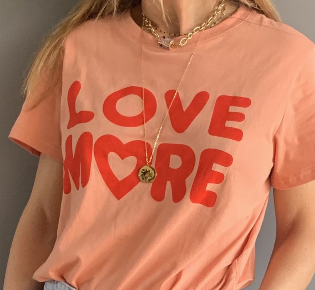 tee shirt rose orange message love more rouge col rond by destele