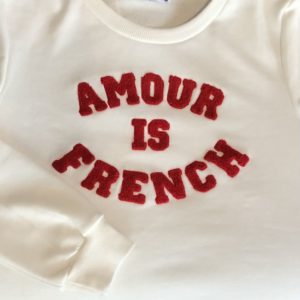 Sweat blanc message amour is French rouge col rond by Destele