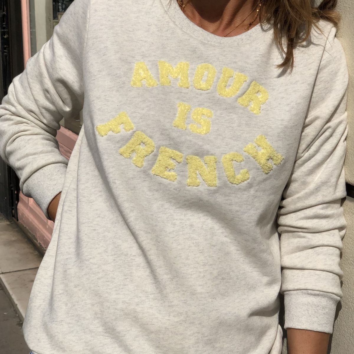 sweat beige chiné message amour is french jaune col rond by destele