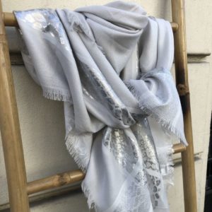 Chèche gris perle argenté