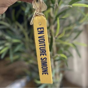 Porte-clés « En voiture Simone »jaune