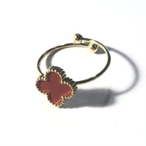 Bague Trèfle rouge