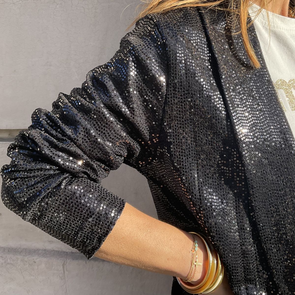 Veste noire brillante a sequins ByDestele