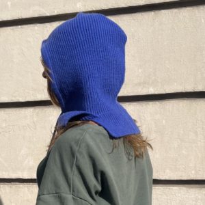 Cagoule bleue électrique
