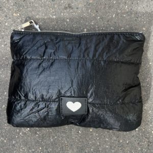 Pochette doudoune noire