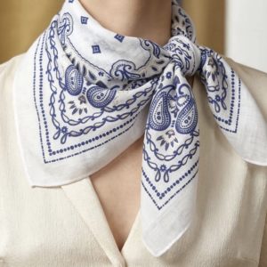 Foulard carré imprimé blanc