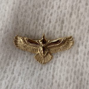 Broche aigle doré
